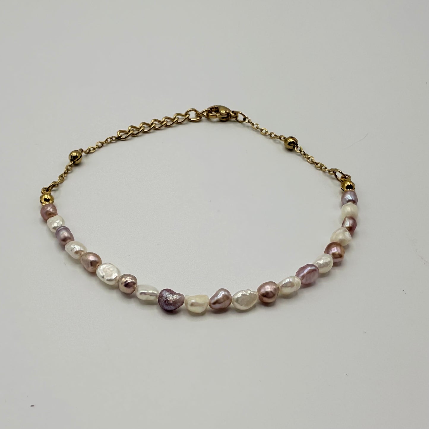 Bracelet perle blanche et Lila
