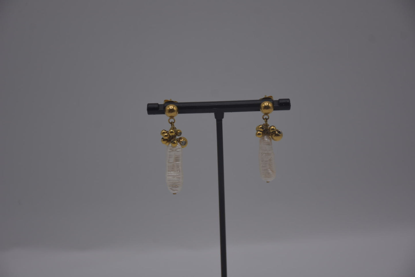 Boucle d’oreille en éclat baroque