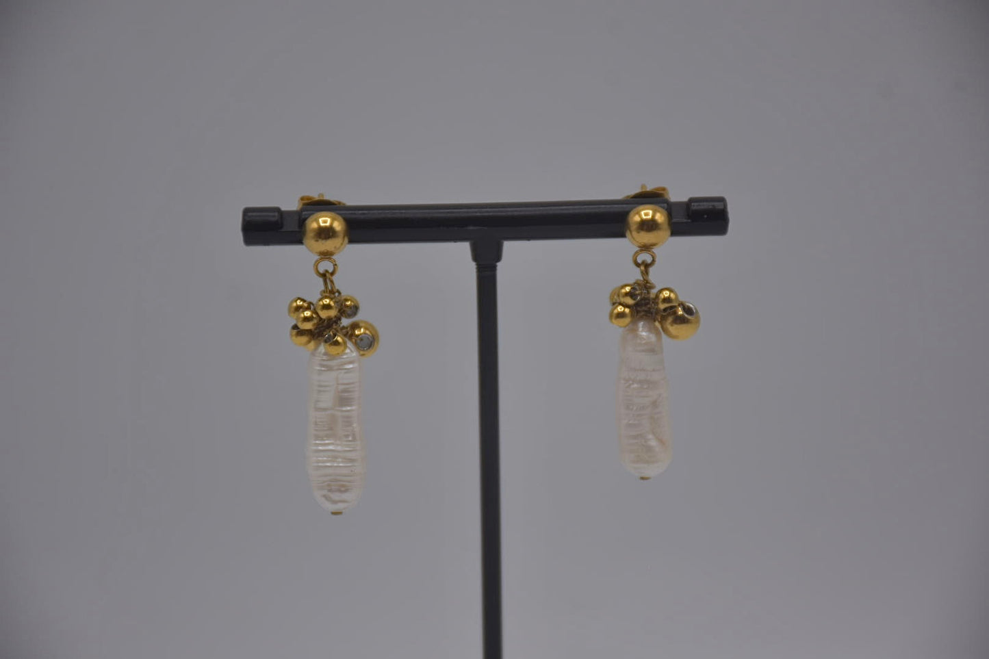 Boucle d’oreille en éclat baroque