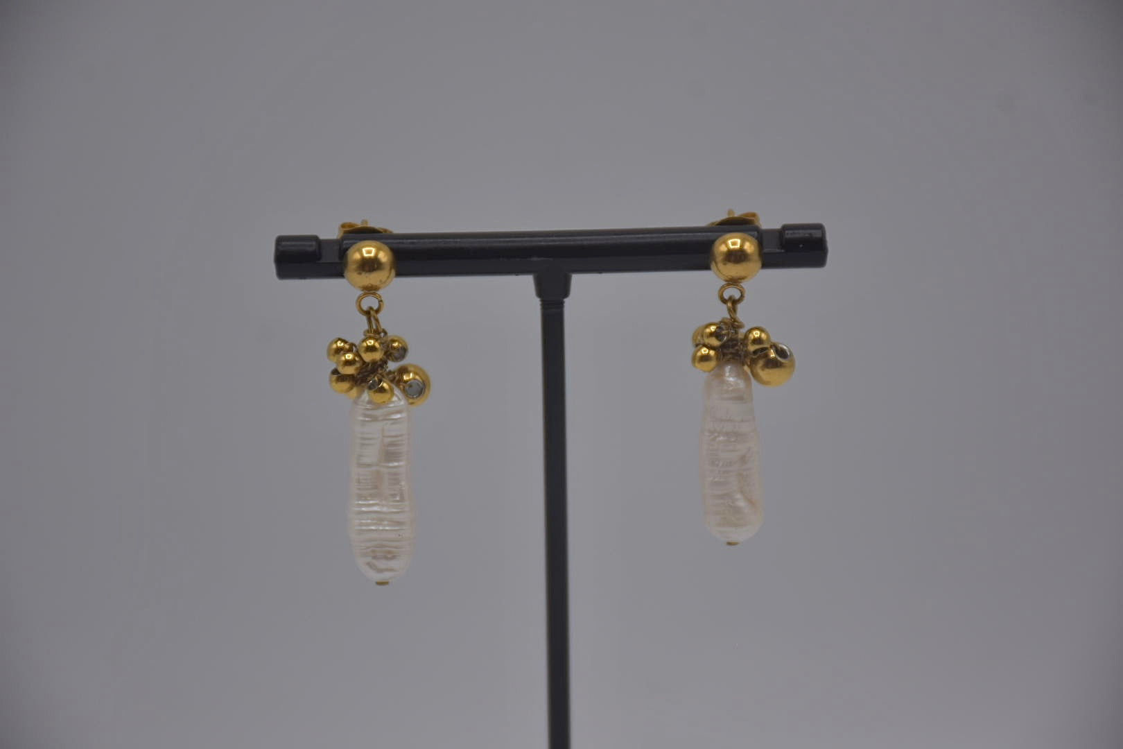 Boucle d’oreille en éclat baroque