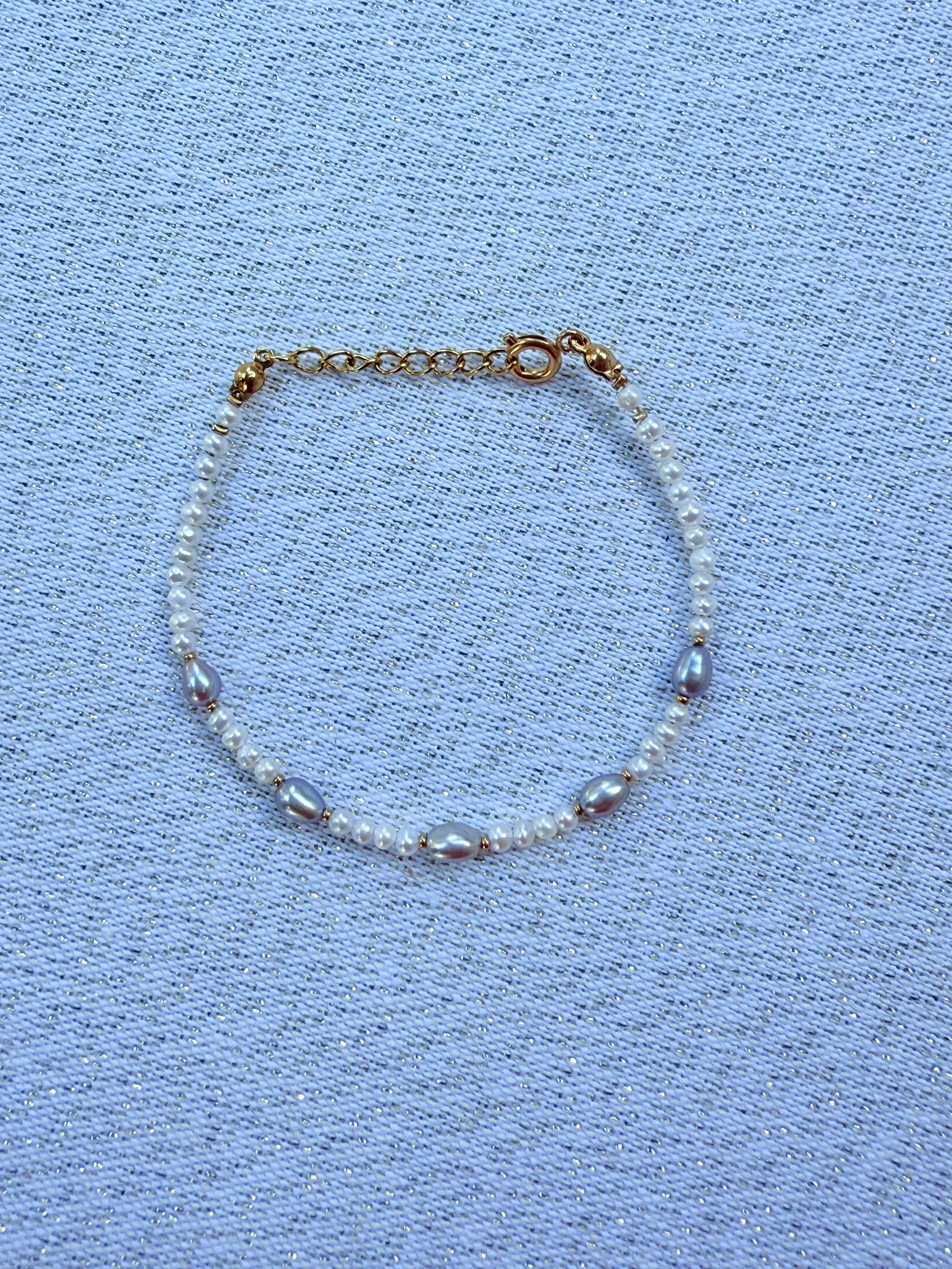 Bracelet perle blanche & grise