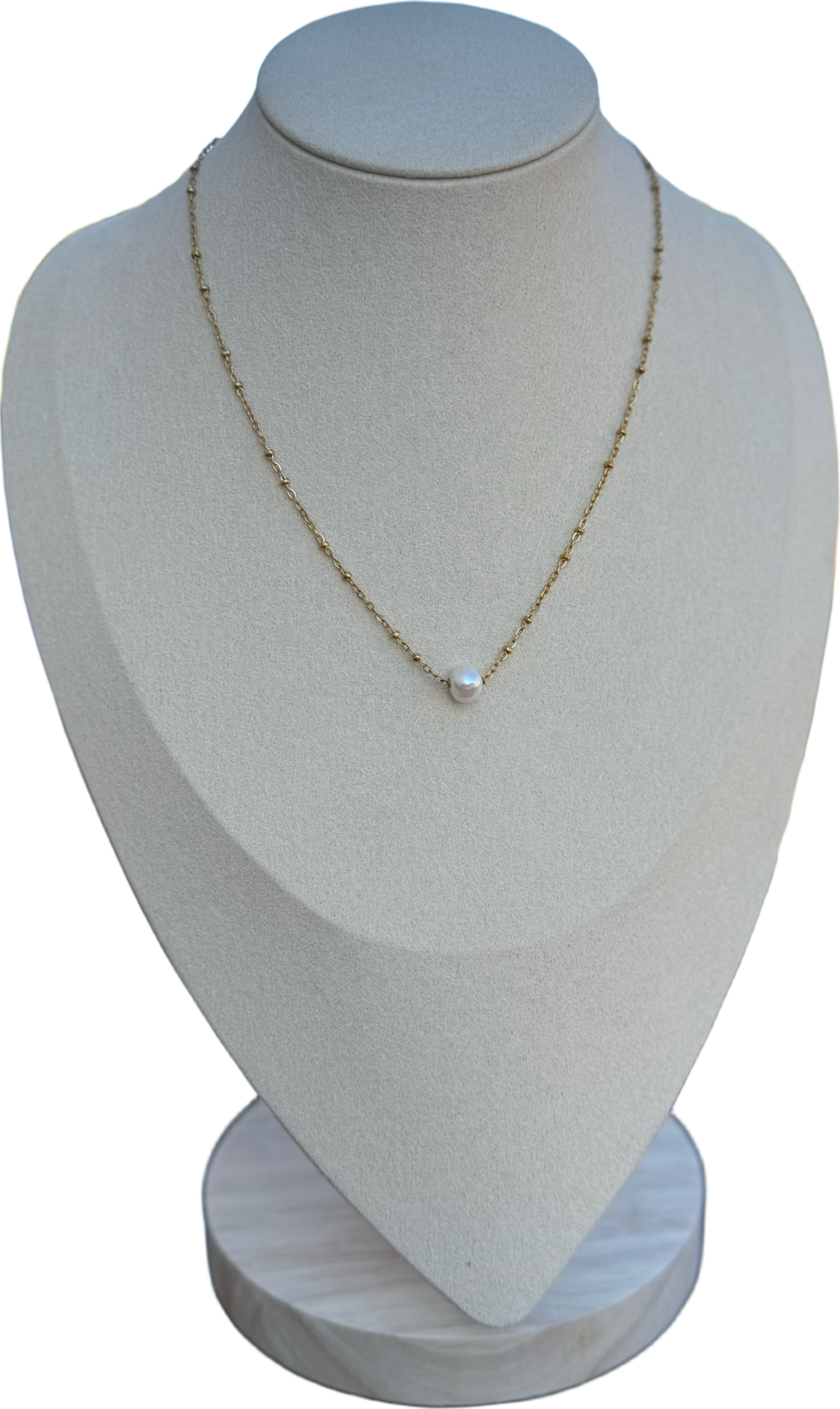 Collier classique blanc
