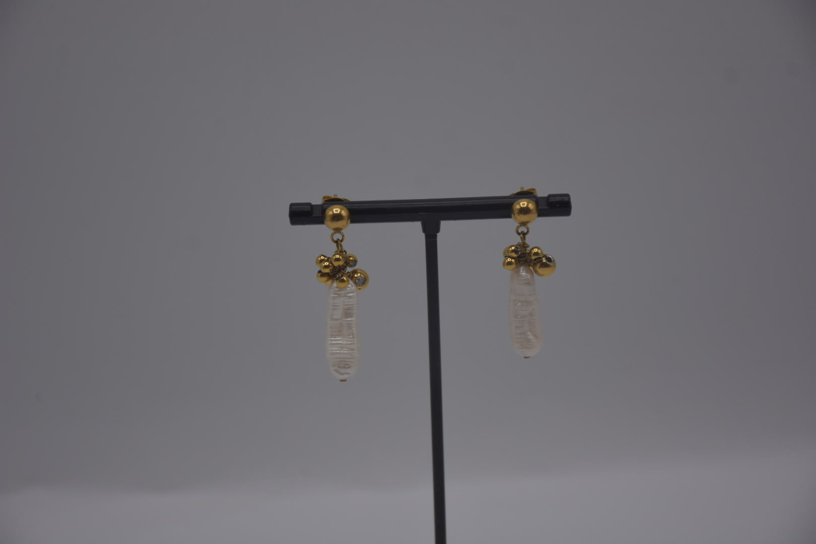 Boucle d’oreille en éclat baroque