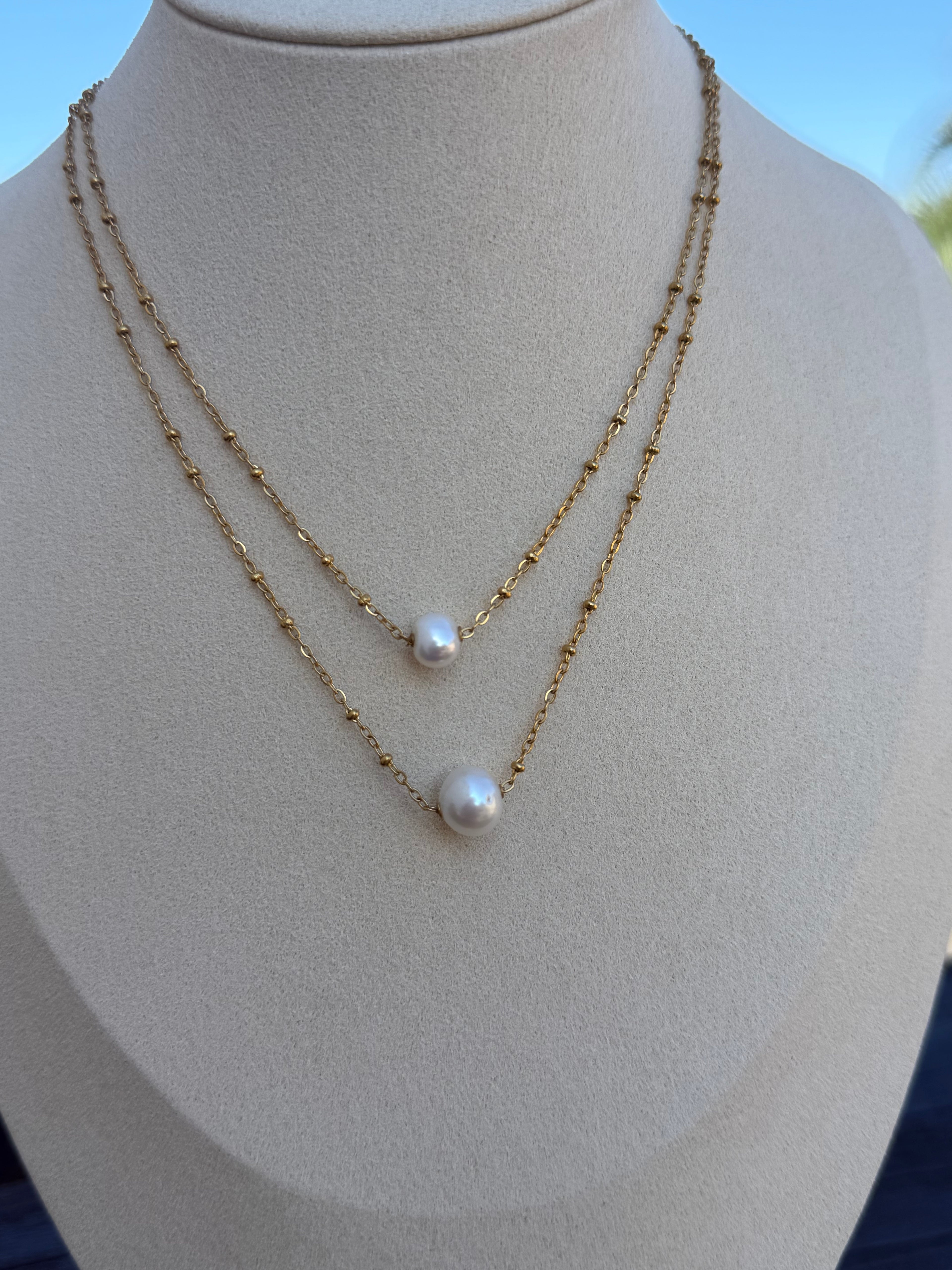 Collier classique blanc