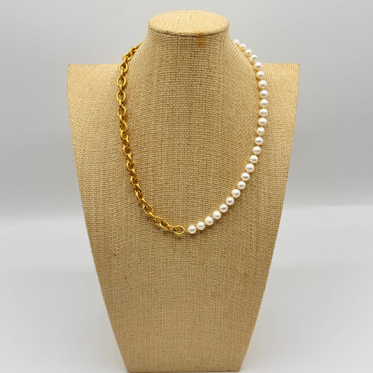 Collier moitié chaîne et perles