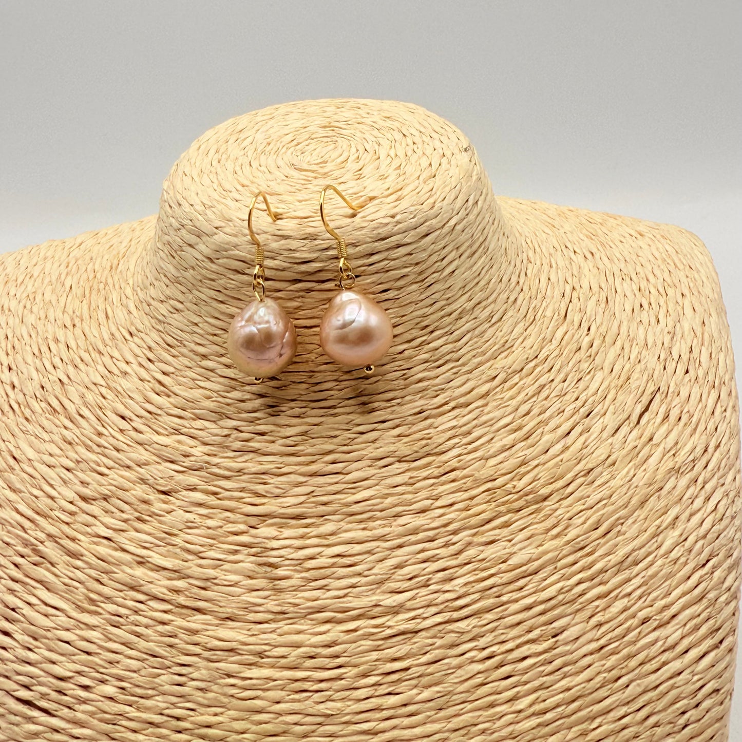 Boucle d’oreille baroque